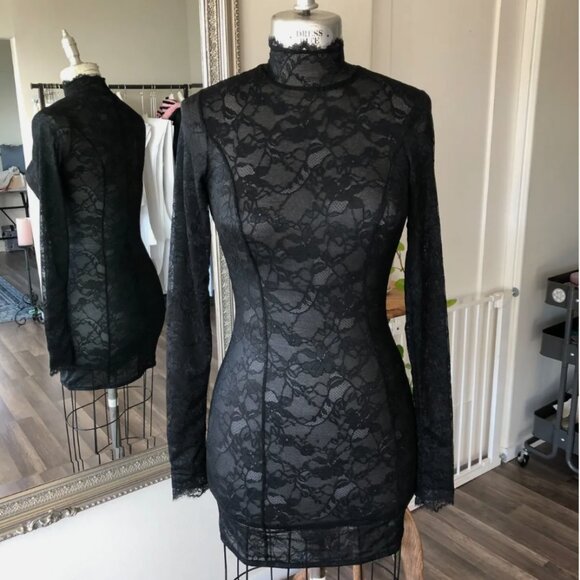 SKIMS Lace Long sleeve Dress Large - Picture 1 of 7